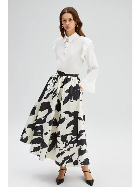 Patterned Satin Skirt By Touche Prive